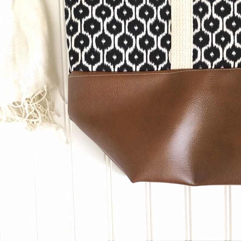 Tote Bag Canvas Tote Bag Tote Bag with Zipper Large Canvas Tote Bag Tote Bag with Pockets Tote Bag evjf Black patterned Tote Bag