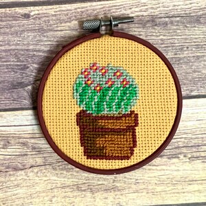 Cactus Mini Hand-Embroidery Hoop 3&quot;