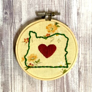 Oregon State Form Mini Stickdatei - Handgemacht 3&quot;