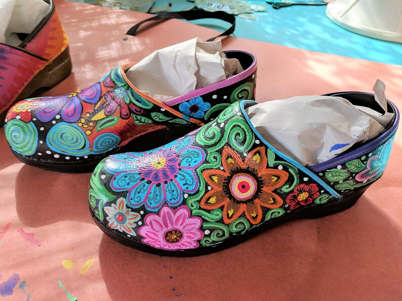 custom dansko