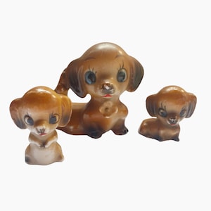 1960&#39;s Kitsch Sausage Dog Family Ornament- Doxie Dacshund Mid Century Cute Miniature Puppy Dog Figurine- China Ornament
