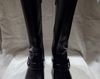 Women's Rosaria Life Stride Soft System Classic Buckle Riding Knee High Boot with zipper! Black Faux Leather US size 9M, slightly used.