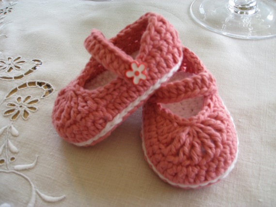 Items similar to Baby Booties Mary Janes Crocheted Pink Cotton on Etsy