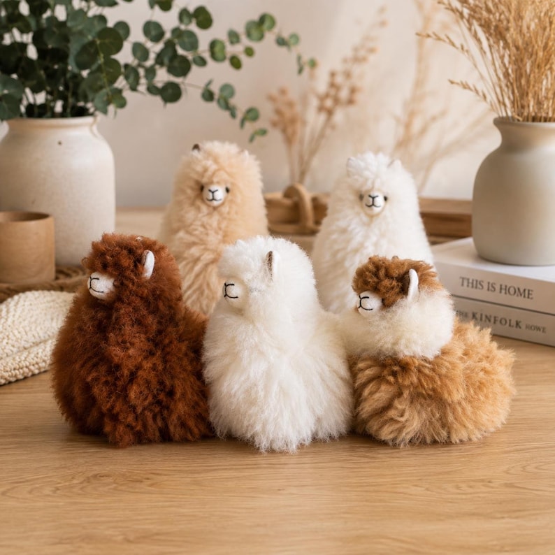 Llama Alpaca Plushy, Peru Gift Souvenir