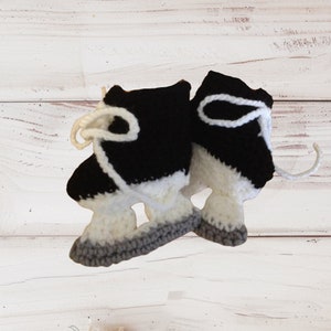 SALE | Hockey/Figure Skates Booties | Crochet Baby Ice Hockey Skates | Baby Shower Gift | Newborn Booties, Neutral baby gift | baby