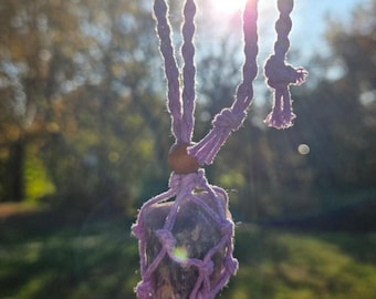 Collar de amatista en bruto