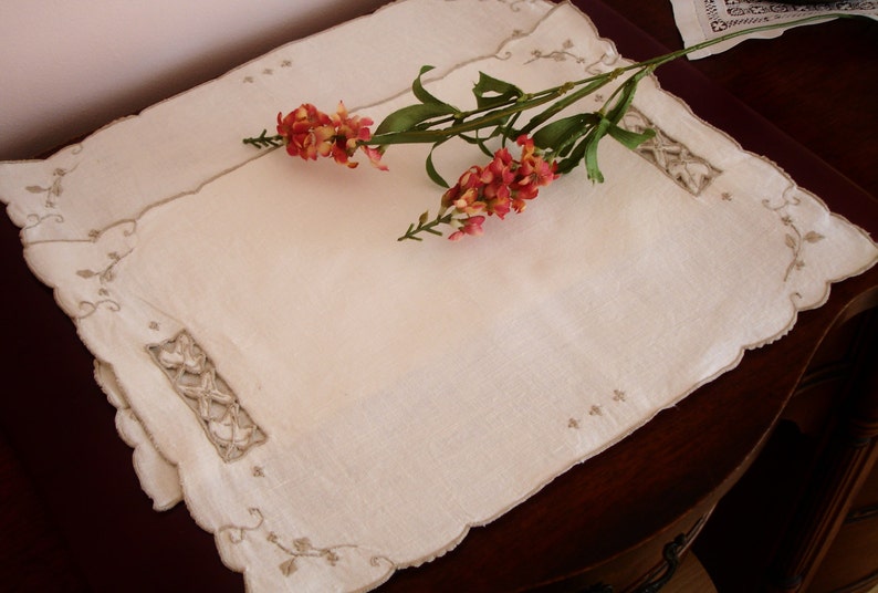 Madeira Tray Liners, Placemats, Set of Two, Portugual Linens, European