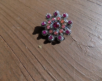 Vintage 2-tone Pink Rhinestone Mid Century Brooch / Pin