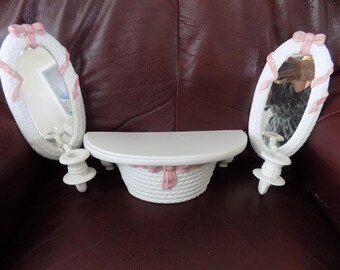 Vintage "new" Burwood Home Interiors, Wicker & Pink Bows White Plastic Wall Decor