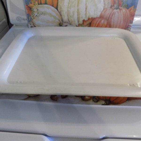 Vintage TV snack metal tray - white kitchen tray - retro - folding lap tray