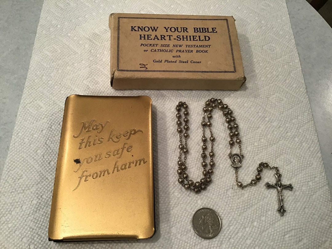 WWII Military HEART SHIELD Bible W/ Original Mailer Box Female