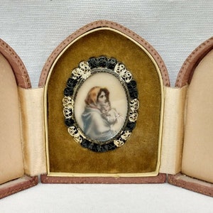 Nun’s Antique Portable Hand-painted Mary & Baby Jesus Reliquary Shrine Leather Box Desk Table Traveler Nightstand Religious Altar France