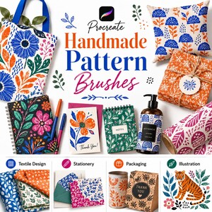 以下が含まれることがあります： Procreate Handmade Pattern Brushesのデジタルコレクション。トートバッグ、クッション、ノート、包装紙、文房具に施された花や植物のパターンデザインと、テキスタイルデザイン、パッケージ、虎のイラストの例が示されています。