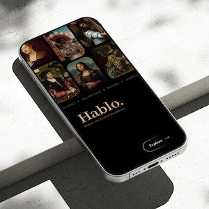 Puede incluir: Un teléfono inteligente que muestra una interfaz negra con una cuadrícula de imágenes de arte clásico en la parte superior. La pantalla presenta el texto dorado 'Hablo.', seguido de 'Explore Art, Beyond Boundaries.' y un botón blanco 'Explore'.