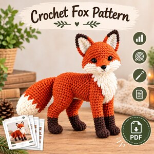 Può includere: Una volpe all'uncinetto con pelliccia arancione, petto bianco e zampe marrone scuro. La volpe ha orecchie a punta con dettagli bianchi all'interno e una coda folta con la punta bianca. Il testo Crochet Fox Pattern è visibile in alto.