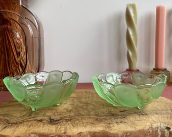 1930s Art Deco Green Glass Shell Bowls, Pair of Frosted & Clear Scalloped Dessert Sundae Dishes, Retro Press Glass Trifle Dishes