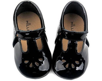 T-Strap baby shoes - black patent leather moccasins vintage style newborn toddler walker - flower cutout