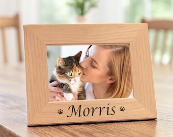 Regali per gatti - Cornice per foto in legno incisa personalizzata per gatti - Regali a tema gatto - My Cat Walks - Italia