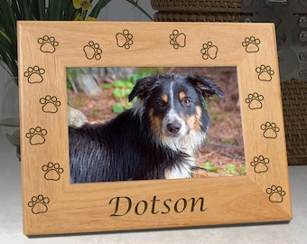 5x7 Dog Paw Memorial Frame, Custom Name Pet Memorial Gift, Pet Remembrance Gift for Family and Friends, Pet Sympathy Dog Mom and Dog Dad