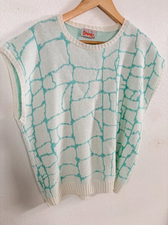 Vintage Boxy Fit Sweater - image 5