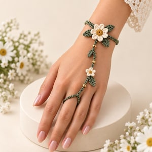 Crochet Daisy Hand Chain Pattern, Floral Bracelet Ring, Boho Jewelry Tutorial (PDF)