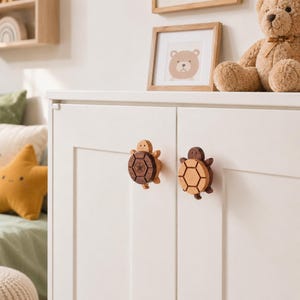 Lindos tiradores de madera con forma de tortuga para armarios, tiradores para cajones de habitaciones infantiles, tiradores de animales de madera, pomos para cómodas de guardería, decoración para habitaciones infantiles