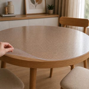 Anpassad ribbad rund genomskinlig bordsskyddsmatta, texturerad PVC-glasduk, 1,5 mm, vattentätt överdrag