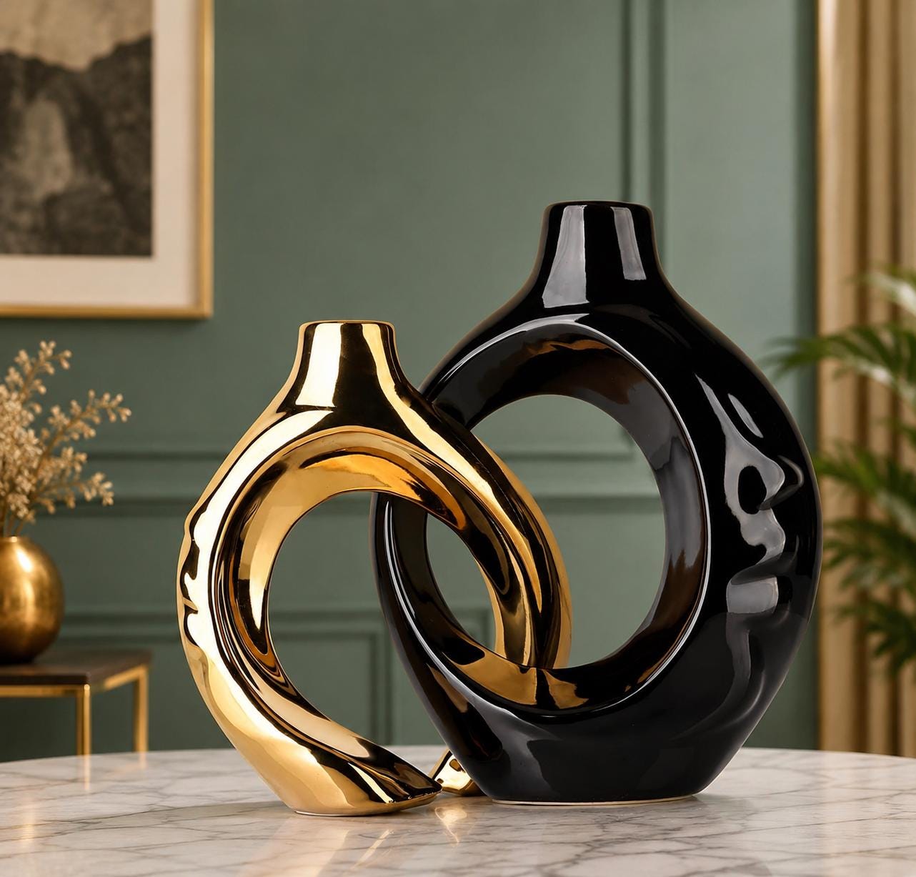 Black and Gold Vase - Etsy