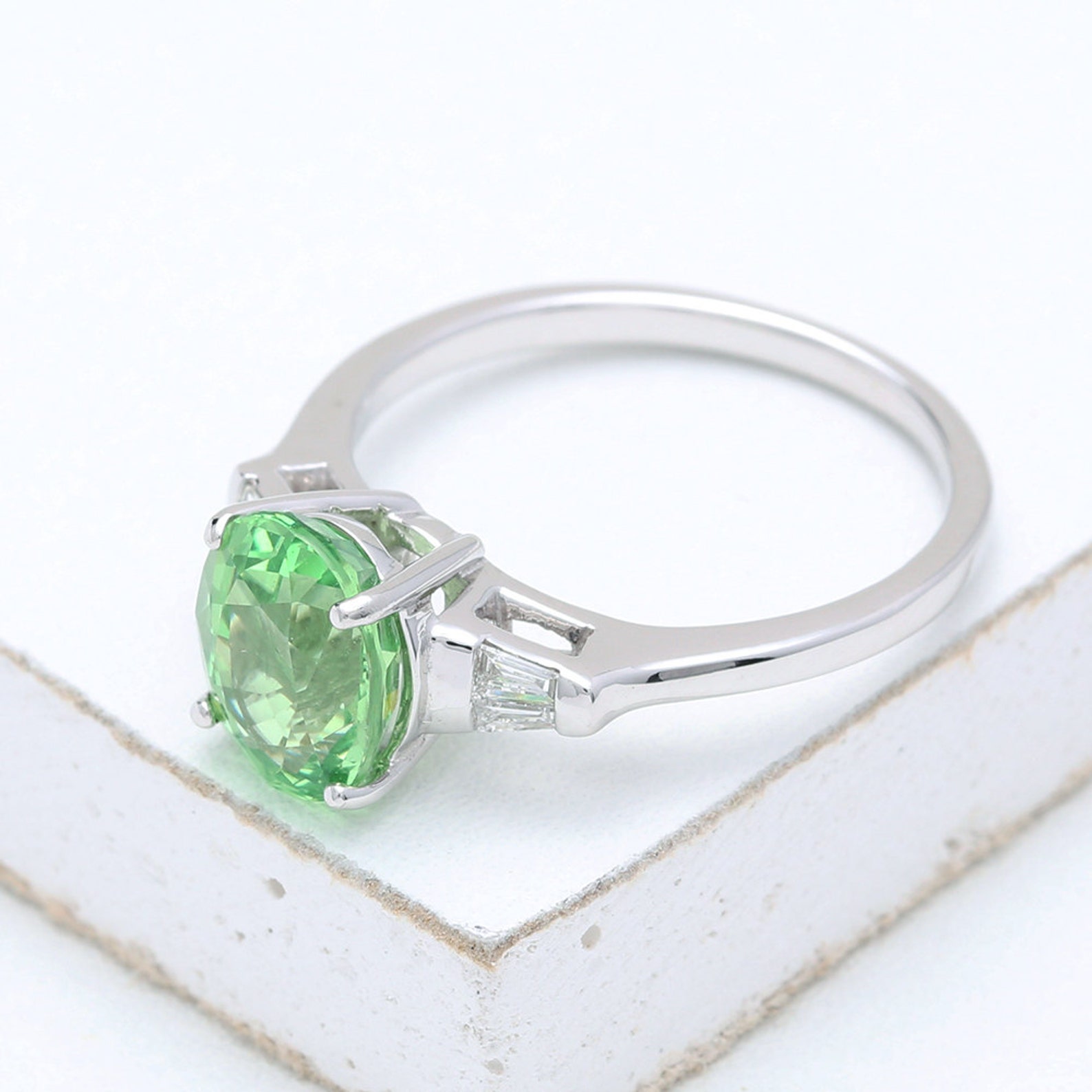 Tsavorite Green & Diamond 18K Gold Engagement Ring 2.3ct Tw