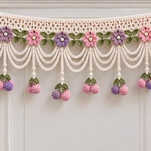 Crochet Floral Door Valance Pattern, Cottagecore Hanging Clusters (PDF)