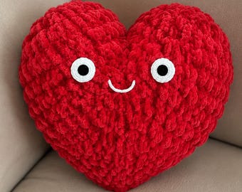 Crochet Heart Pillow Pattern, Beginner Amigurumi Plush, Easy PDF Pattern ( Digital Download)