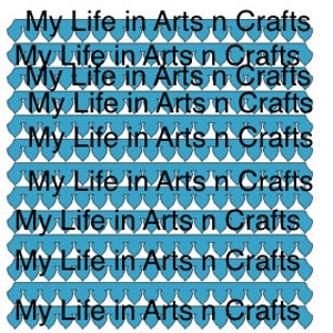 Puede incluir: Una pancarta azul y blanca con el texto "My Life in Arts n Crafts" repetido varias veces.