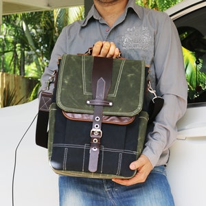 Vertical laptop messenger bag - convertible messenger 010076