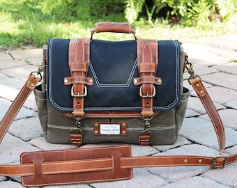 Gewaxte Canvas Messenger bag - Horween lederen accenten - handgemaakt door Alex M Lynch - 010310