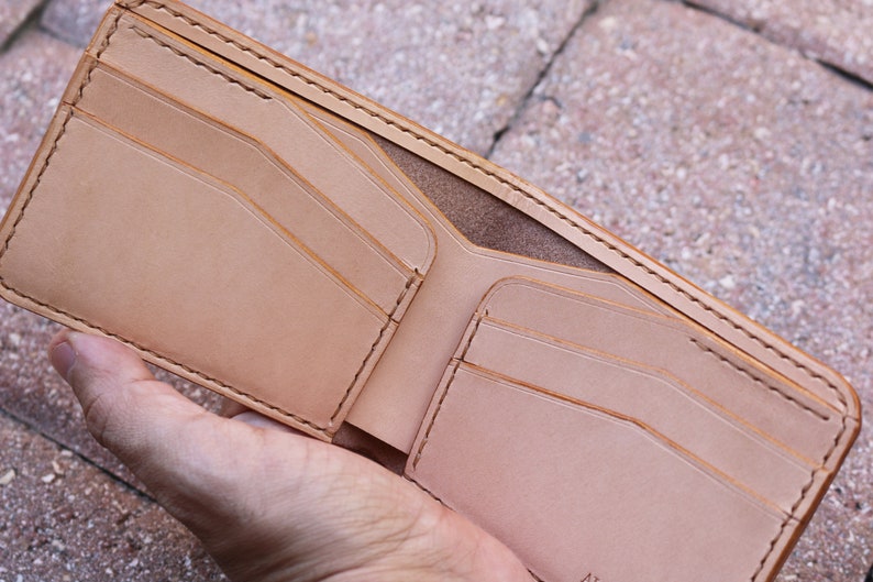 Cartera para hombre de cuero cosido a mano - Cuero curtido vegetal - Buttero de Conceria Walpier - 010254 imagen 4