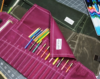 Waxed Canvas pencil roll case - artist roll - painter organizer - 24 compartments - roll up pencil case - 010324