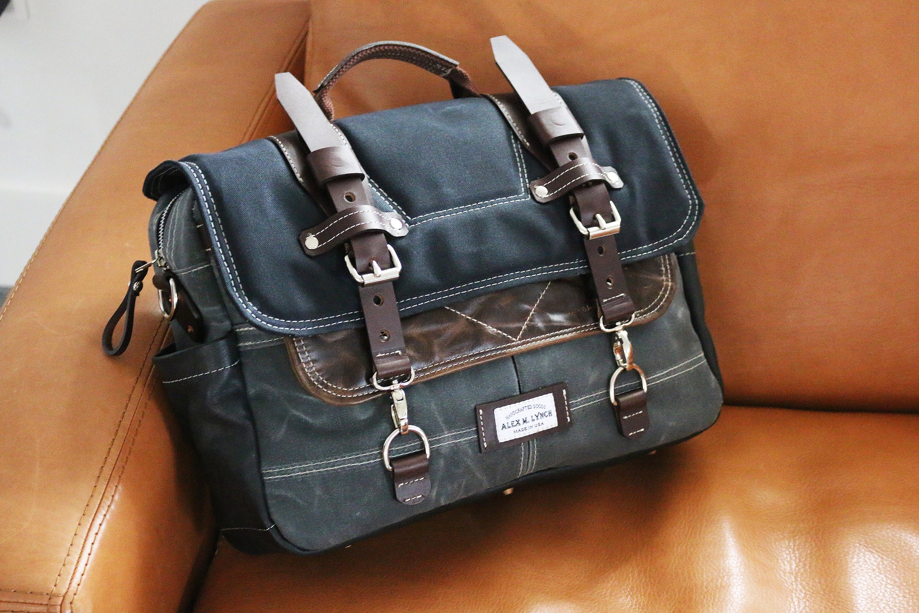 Classic Waxed Canvas Messenger Bag Mens Laptop Briefcase