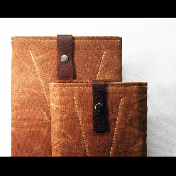 MacBook sleeve - waxed canvas and wool felt lining - made in USA