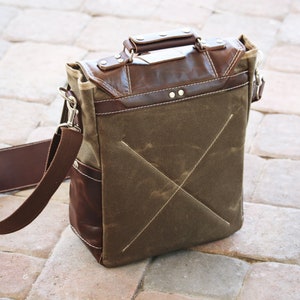 Vertical laptop messenger bag leather and waxed canvas 010115 image 5