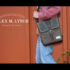 Waxed Canvas vertical Messenger bag handmade 010031 image 3