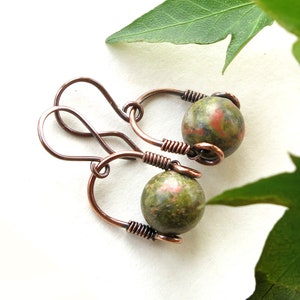 Green stone earrings / unakite earrings / Unakite jewelry / copper wire wrapped jewelry / copper earrings