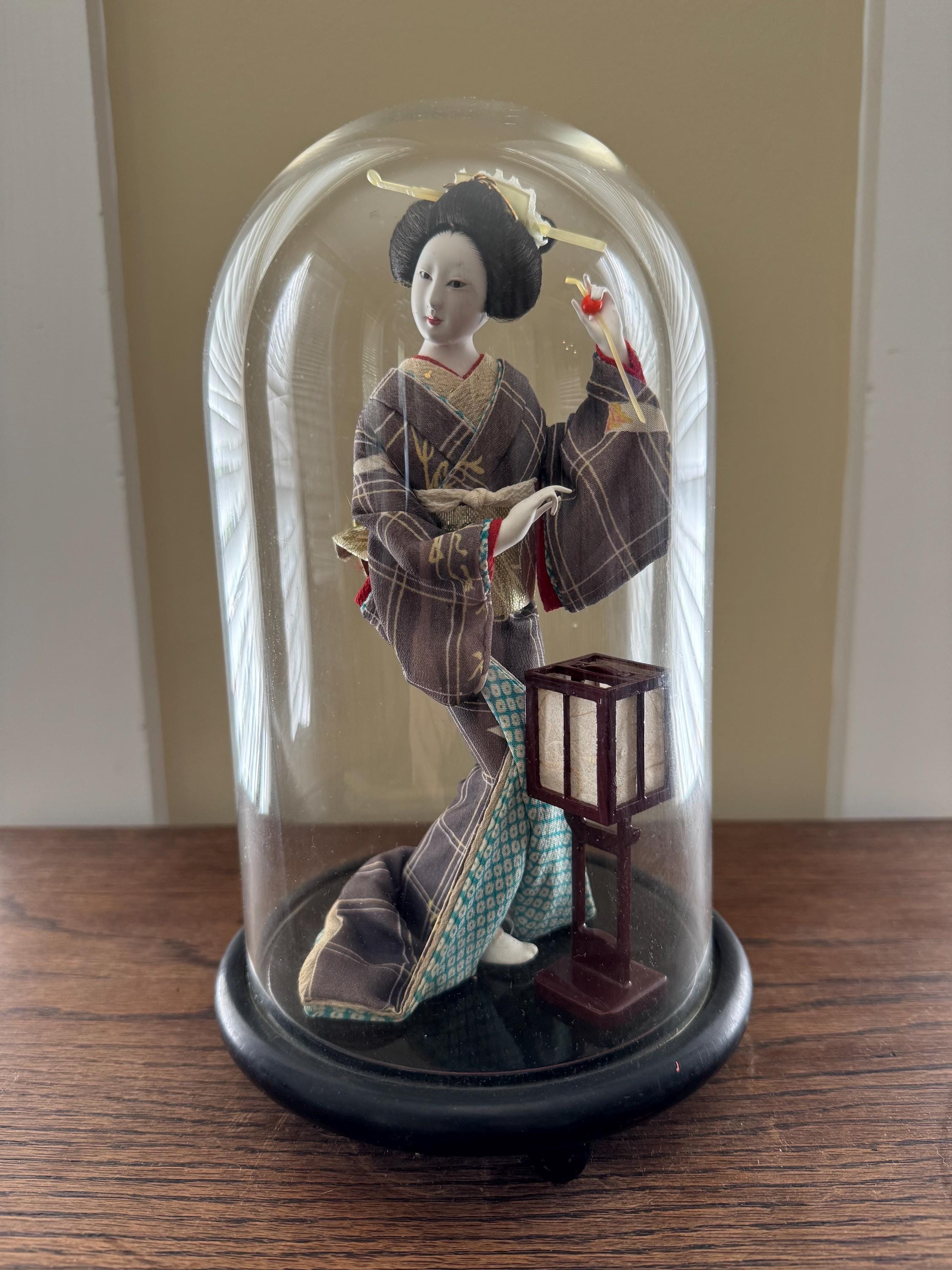 Japanese Dolls in Glass Case - Etsy