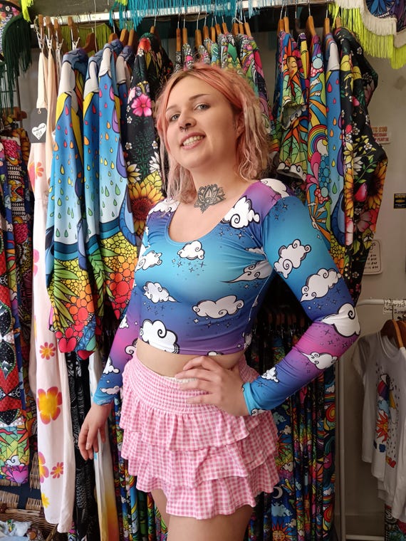Cloud ombre blue and purple crop top with sleeves.