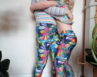 Leggings per bambini Joy arcobaleno eco lycra. Festival boho hippie per bambini