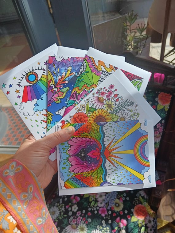 Pack of 5 Sophie Nina recycled A6 greetings cards.