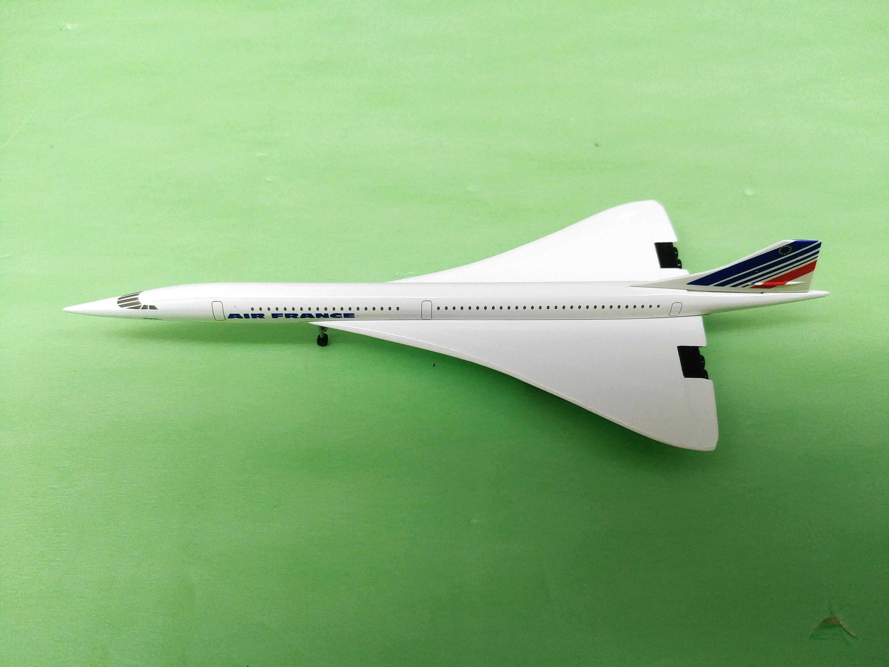 Concorde airplane toy - Etsy 日本