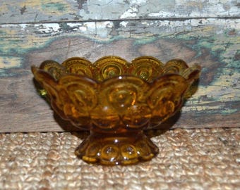 『ヴィンテージ』LE Smith社Moon and Stars バターケース Vintage L.E. Smith Glass Moon and Stars Amber Lidded Canister - Etsy