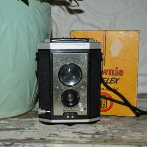 Kodak Brownie Reflex Camera With Box Vintage Photography