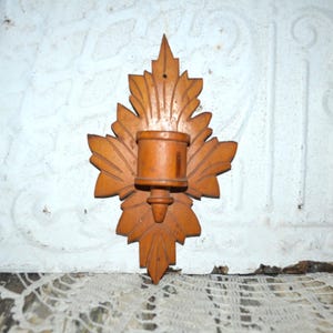 Cassaforte per fiammiferi in legno di foglia intagliata a mano in stile vittoriano