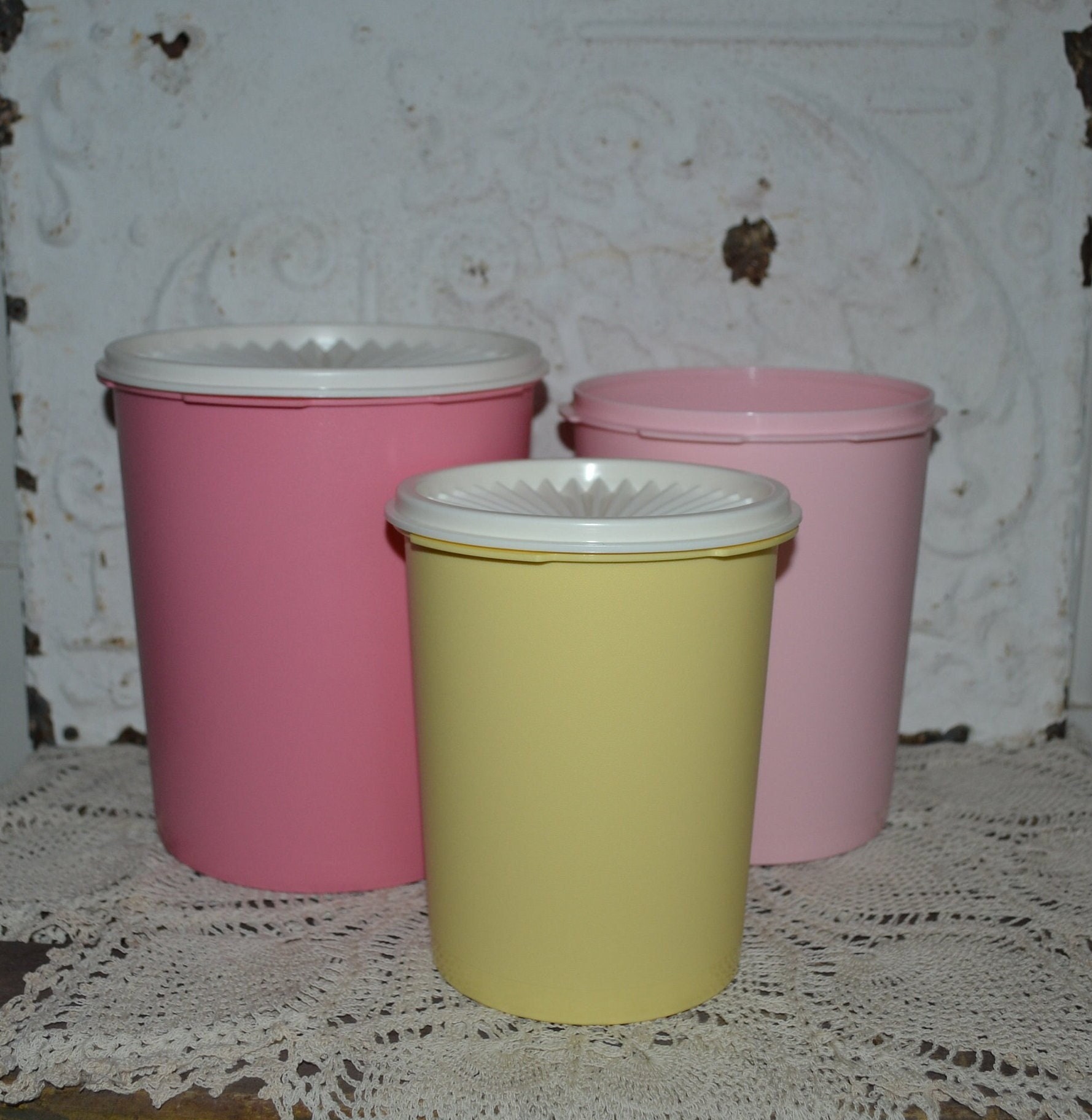 Tupperware Jumbo Canister or JUG 5Qt with Cariolier & Pour Spout New.